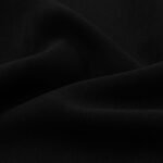 Mix and Match Outfit Lebaran Pakai Abaya dari Kain Jetblack Padma